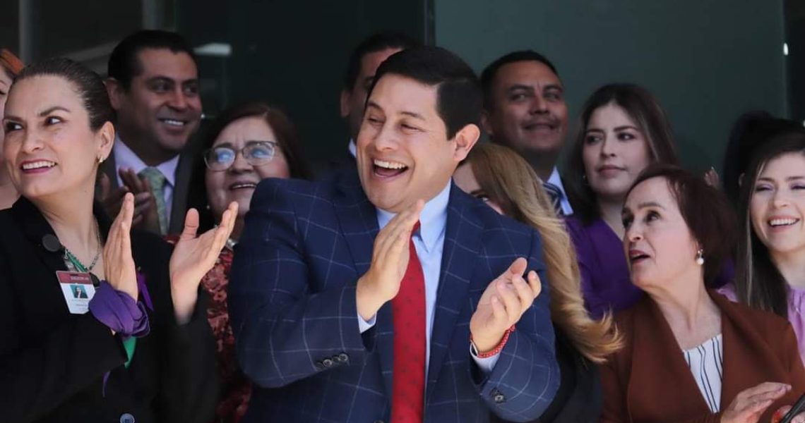 INAUGURA JORGE MIRANDA LAS NUEVAS INSTALACIONES EN LA PRESIDENCIA MUNICIPAL