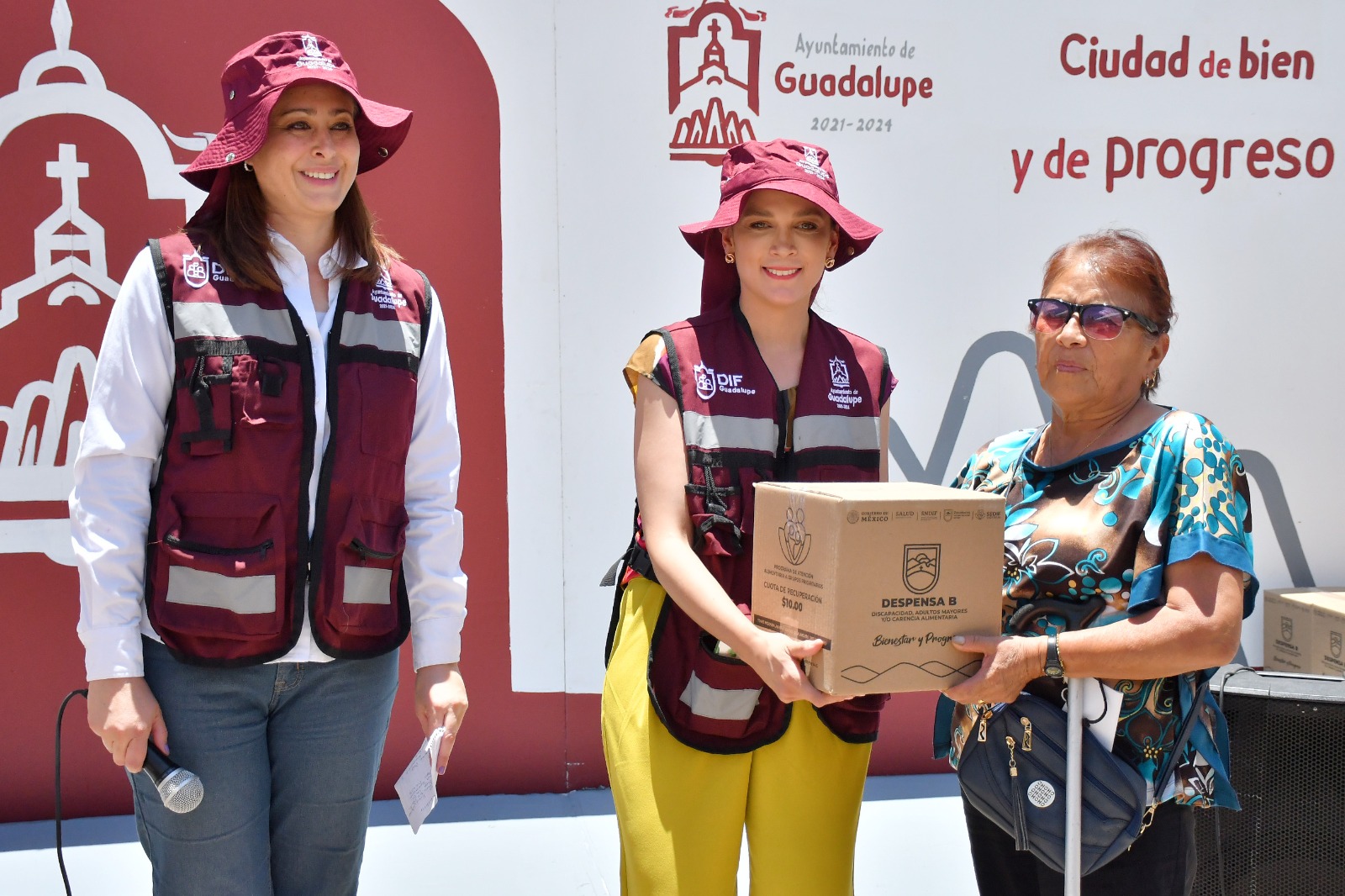 Con entrega de paquetes alimentarios Ratifica Gobierno de José Saldívar su apoyo a los sectores más vulnerables