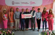 Entrega José Saldívar donativo a Asociaciones Civiles