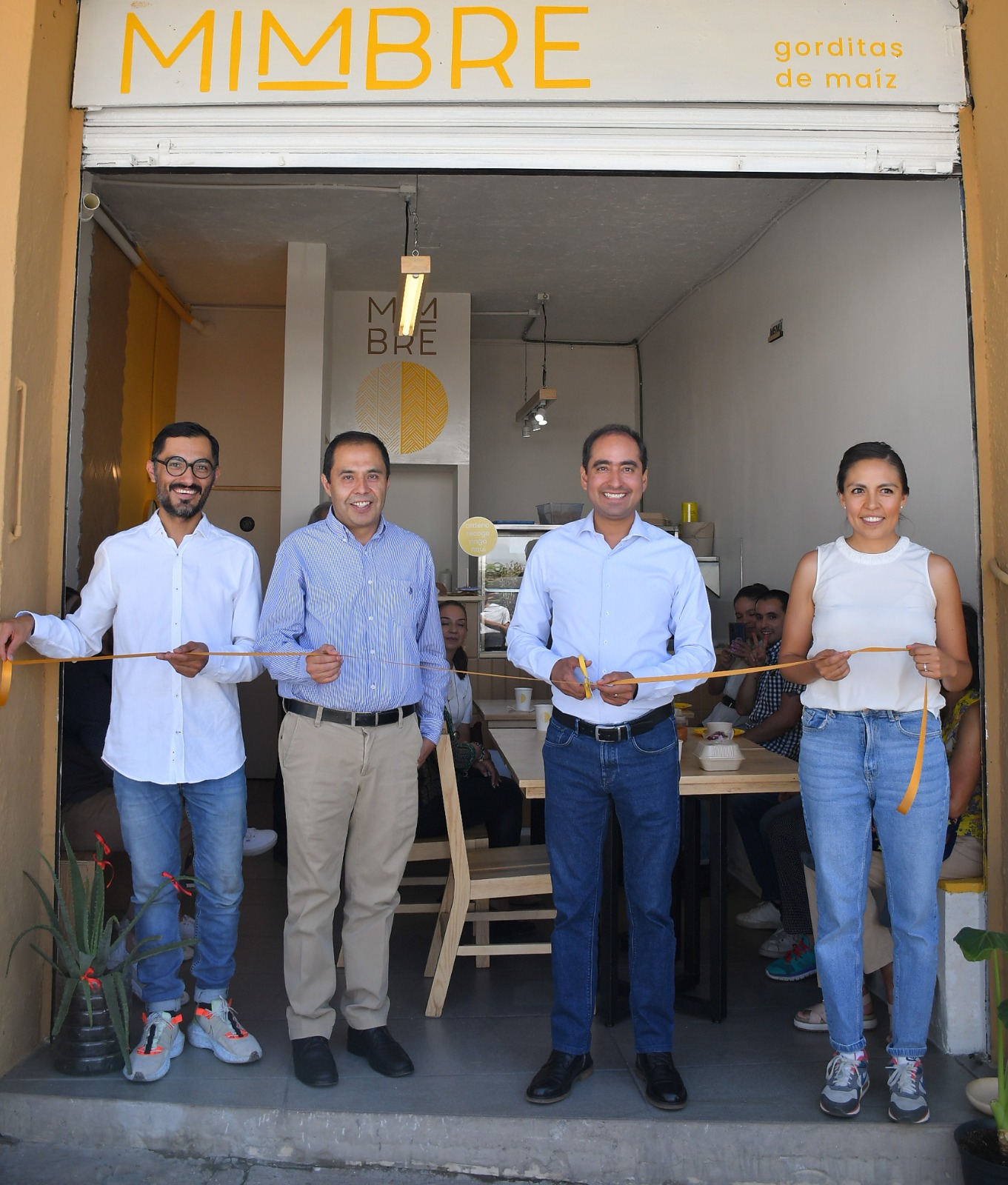 Los emprendimientos fortalecen la economía local: José Saldívar