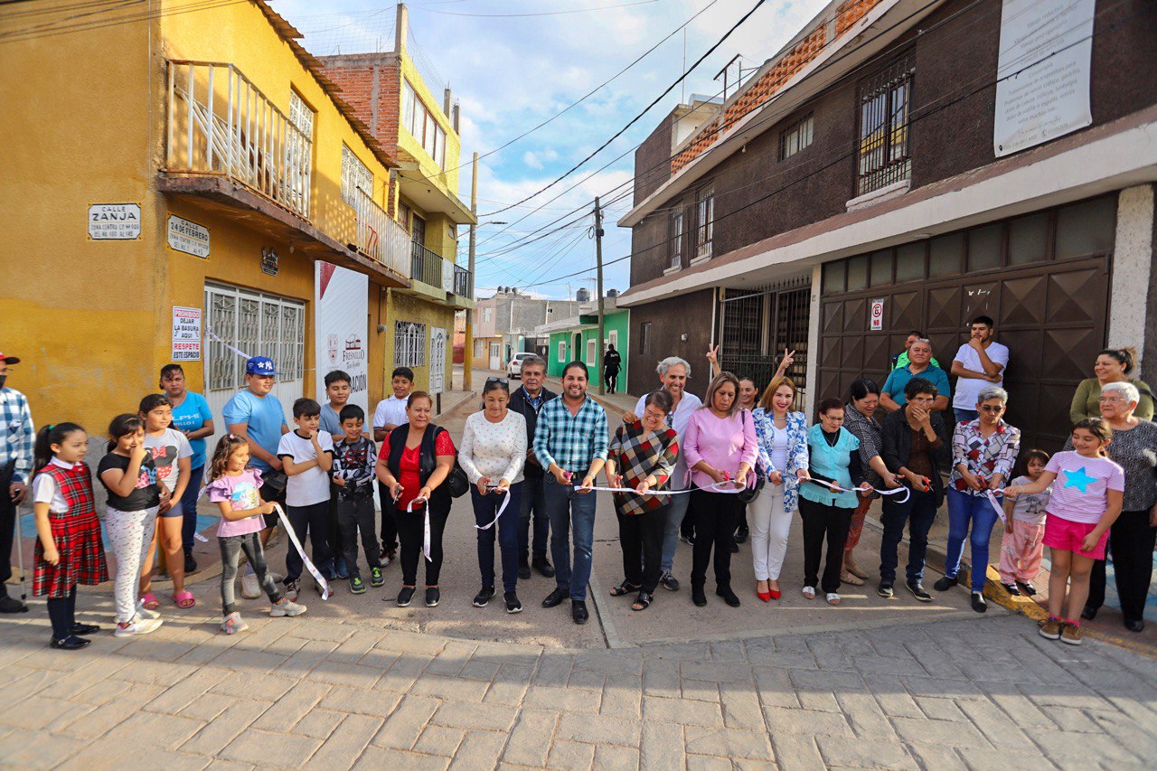 MEJORAN SERVICIOS BÁSICOS EN COLONIAS DE FRESNILLO