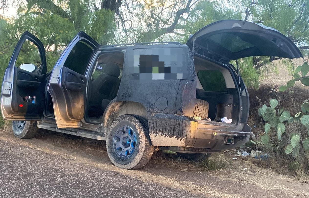 Tras repeler agresión, Fuerzas de Seguridad detienen a dos sujetos en Pinos; les confiscan armas y vehículos