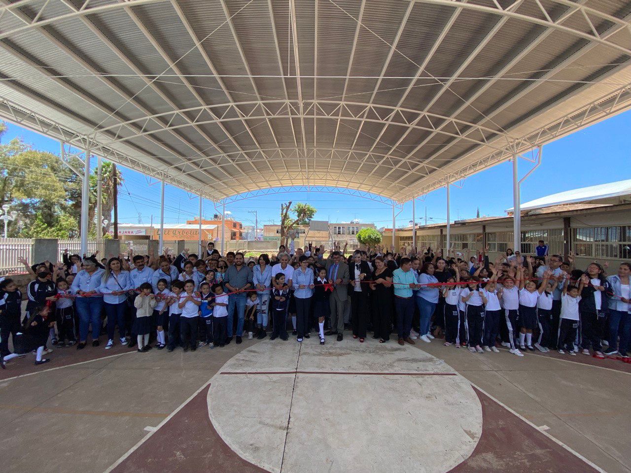 ESTRENAN DOMO EN LA ESCUELA PRIMARIA BEATRIZ GONZÁLEZ ORTEGA