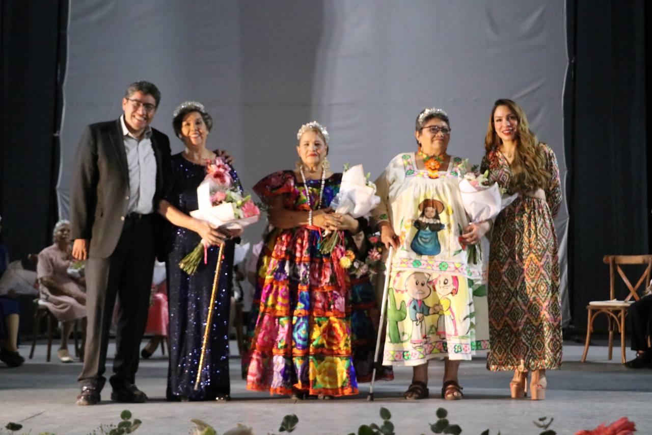 ELIGEN A MARÍA DE JESÚS VITALCOMO REINA DE LA EDAD DE ORO 2023