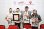 Entrega José Saldívar obra en tianguis de Chilitos