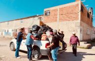 FUNCIONARIOS DE FRESNILLORECOGEN BASURA EN COLONIAS