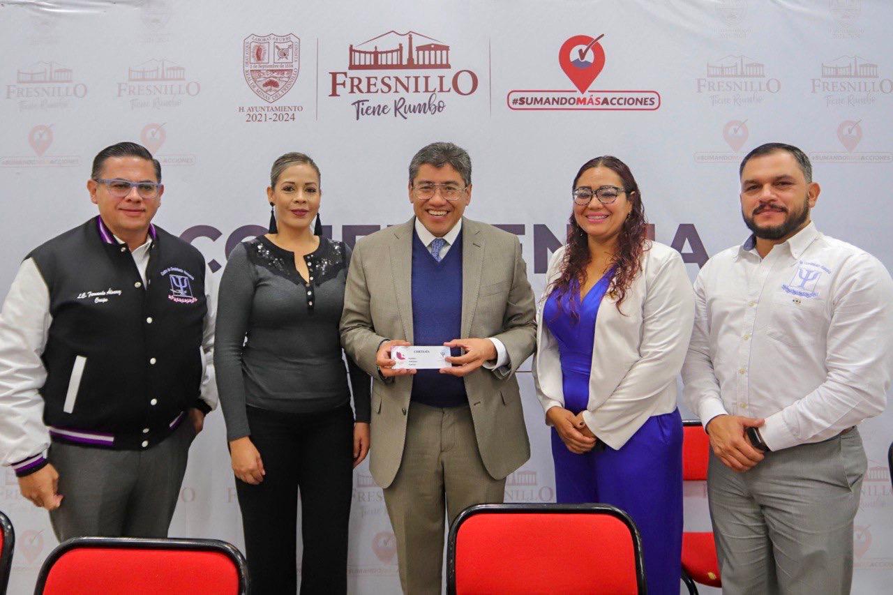 SE PROFESIONALIZAN PSICÓLOGOS QUE TRABAJAN EN DIF FRESNILLO