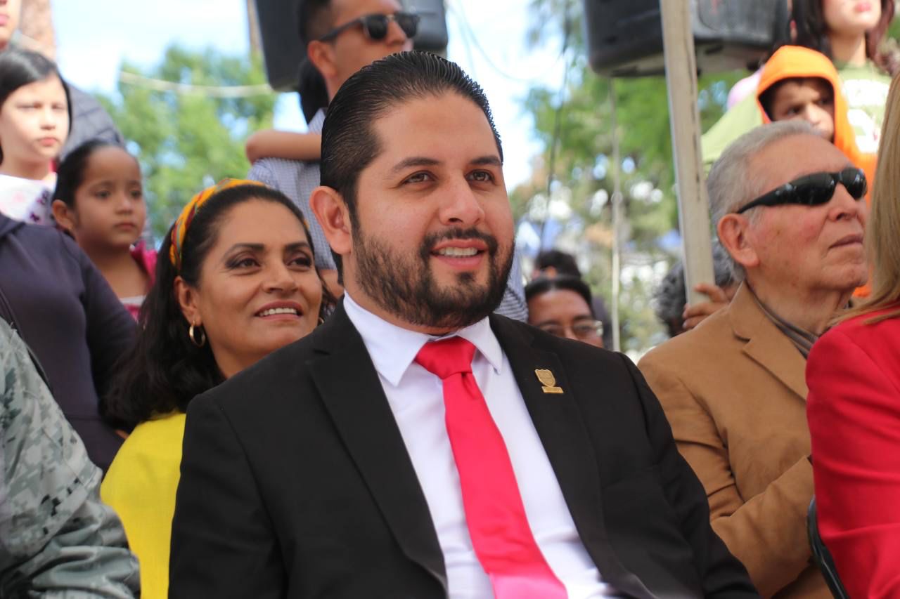 VIVE FRESNILLO EXCELENTE DESFILE REVOLUCIONARIO