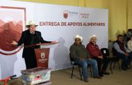 Respalda Gobernador David Monreal a productores de zona frijolera afectados por la sequía mediante entrega de apoyos alimentarios