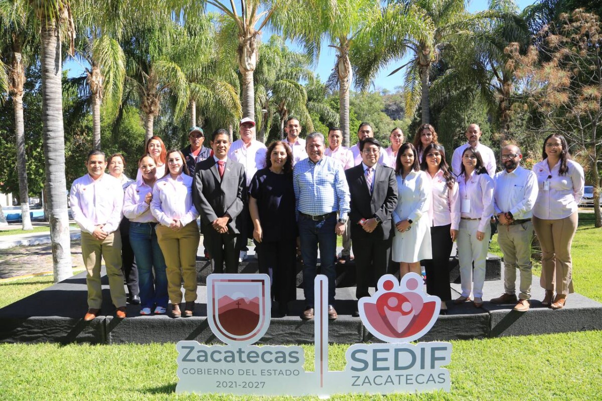 Gobernador David Monreal, presidenta del SEDIF y los 58 DIF municipales cierran filas en torno a la pacificación del estado