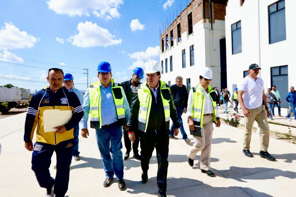 Se invierten casi 100 millones de pesos en infraestructura para la UAZ: Gobernador David Monreal