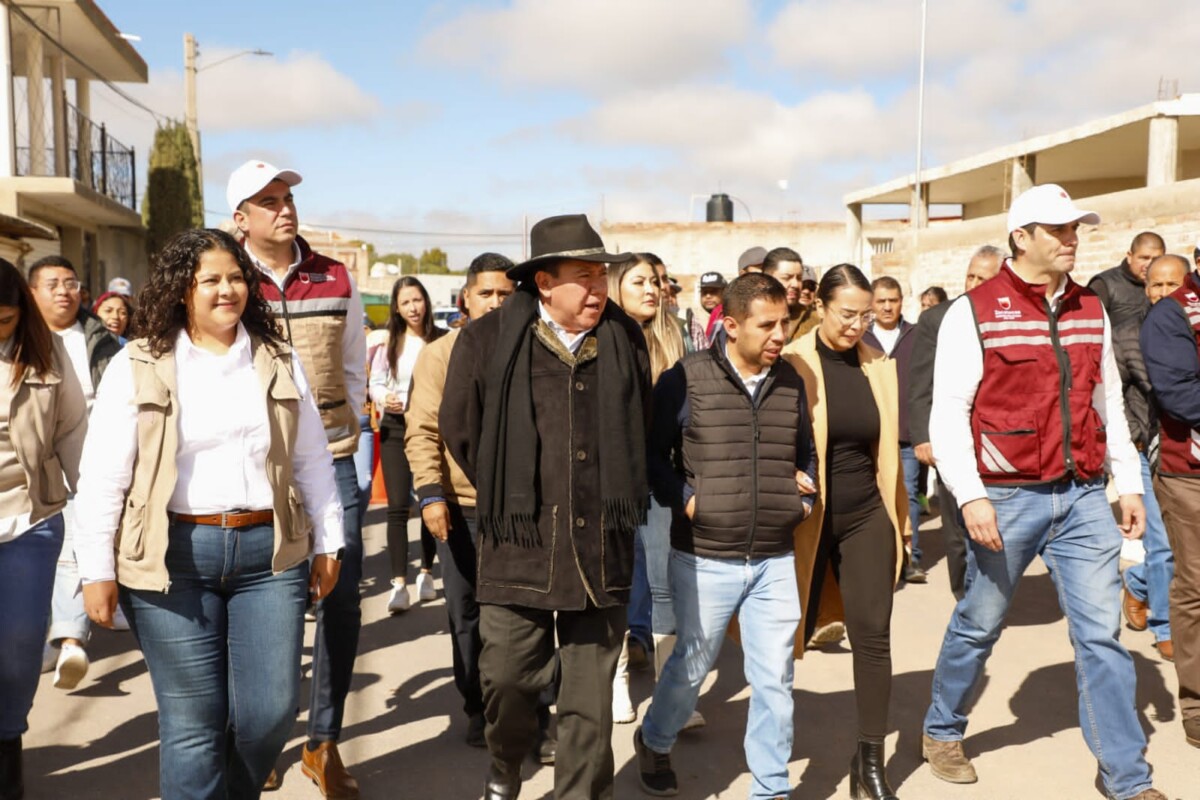 Entrega Gobernador David Monreal calles nuevas a más de 3 mil 600 habitantes de la cabecera y localidades de Pinos