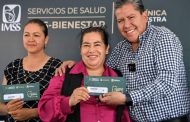 Se fortalece la salud gratuita y universal en el sureste; Gobernador David Monreal entrega tarjetas de La Clínica es Nuestra