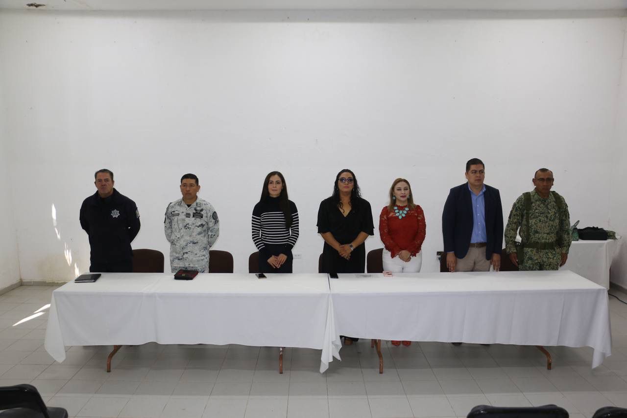 RECIBEN CURSO EN DERECHOS HUMANOS A ELEMENTOS POLICIACOS DE LOS TRES ORDENES DE GOBIERNO