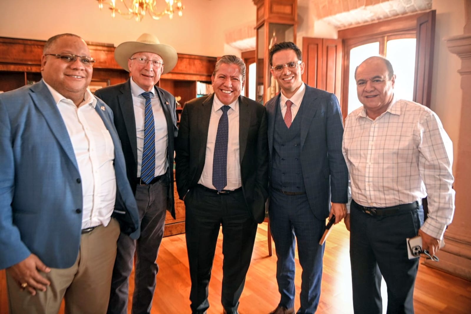 Embajador de Estados Unidos en México, Ken Salazar, reconoce avances del Gobierno de David Monreal en materia de seguridad