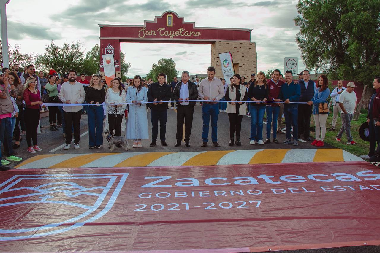 Con inversión superior a 16 mdp inaugura Gobernador David Monreal rehabilitación de tramos carreteros en Zacatecas