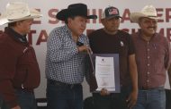 Continúa Gobernador David Monreal entrega de semilla mejorada para la siembra del ciclo agrícola primavera-verano 2024