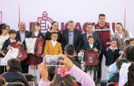 Gobernador David Monreal dio arranque a operativo de entrega de útiles, mochilas, loncheras, uniformes y calzado escolar gratuito