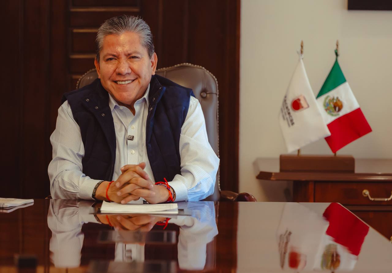 Logra Gobernador David Monreal por ley, gratuidad en útiles y uniformes escolares en Zacatecas