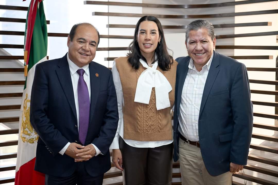 Para fortalecer a Zacatecas como destino turístico sostiene Gobernador David Monreal reunión con Secretaria Josefina Rodríguez