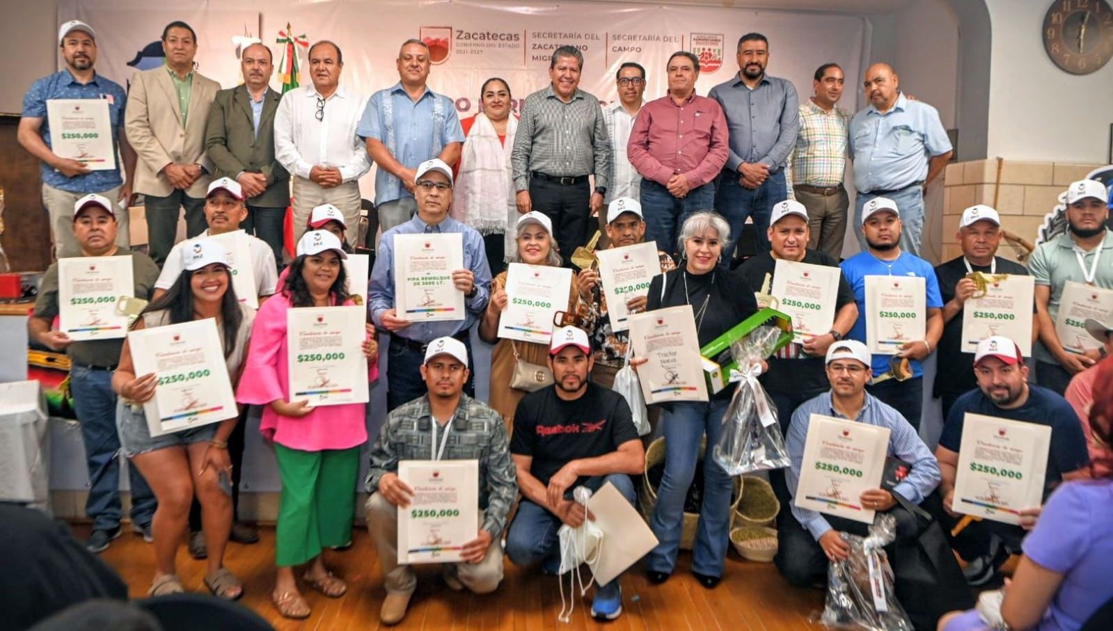 Fortalece Gobierno de David Monreal la reunificación familiar y la remesa productiva de apoyo al campo