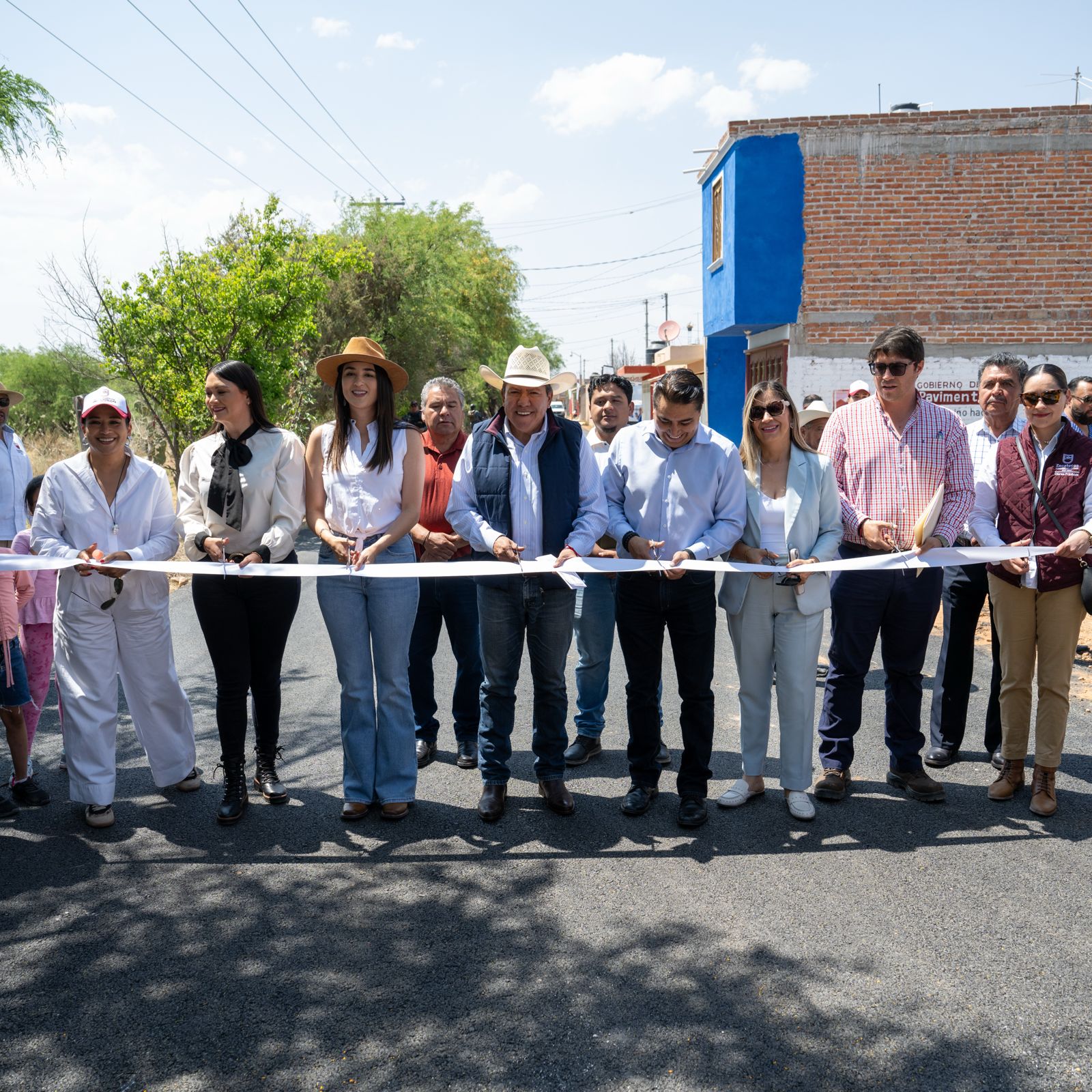 Con inversión superior a 3.3 mdp, entrega Gobernador David Monreal infraestructura educativa y calles en Luis Moya