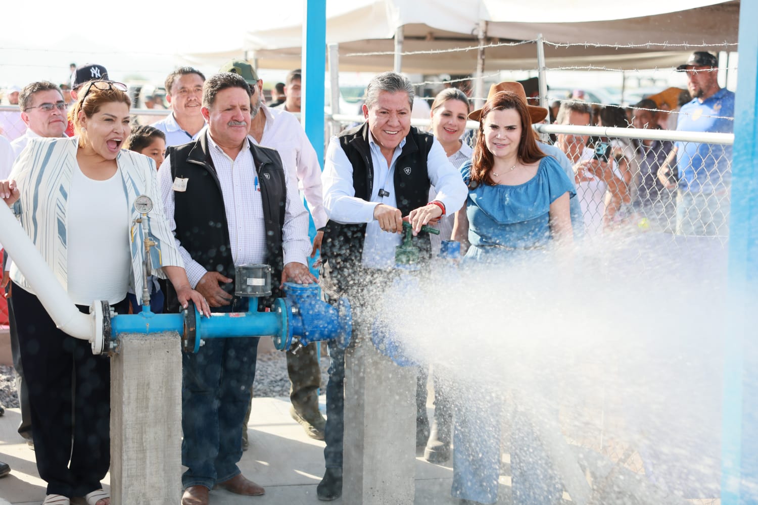 Inaugura Gobernador David Monreal un pozo de agua potable en la comunidad El Copetillo, en Villa García, Zacatecas