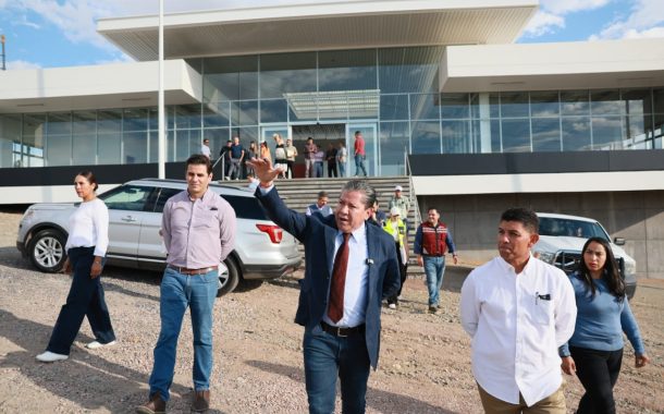 Impulsa Gobernador David Monreal el deporte con la construcción de los Gimnasios del Bienestar