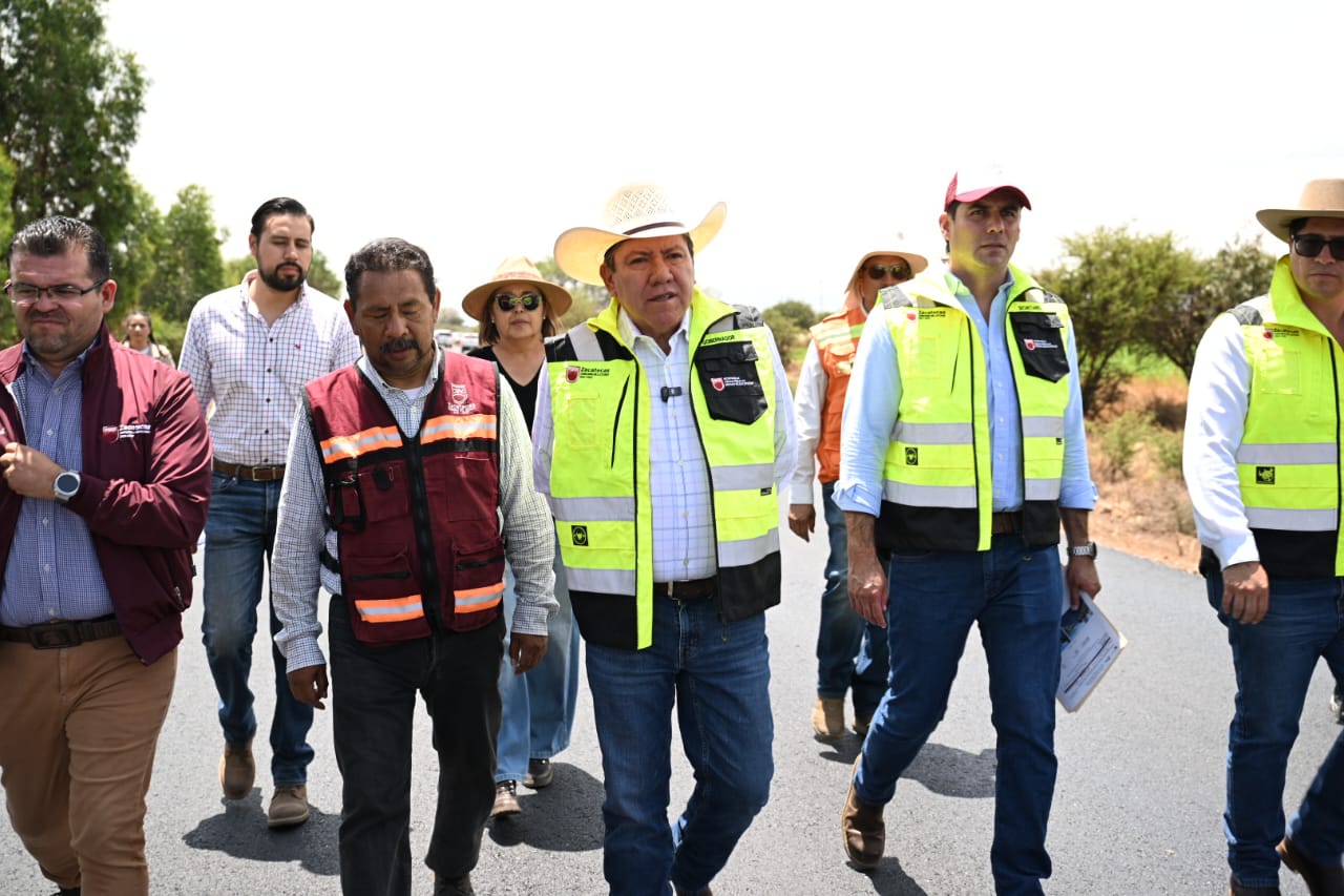 Supervisa Gobernador David Monreal avances de Programa Rescate Carretero en Fresnillo