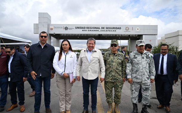Da Gobernador David Monreal Ávila banderazo de inicio del Operativo Héroes Paisanos, en Río Grande