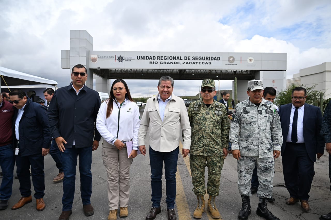 Da Gobernador David Monreal Ávila banderazo de inicio del Operativo Héroes Paisanos, en Río Grande
