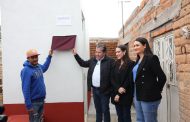 Gobernador David Monreal Ávila mejora viviendas de familias en Plateros, Fresnillo