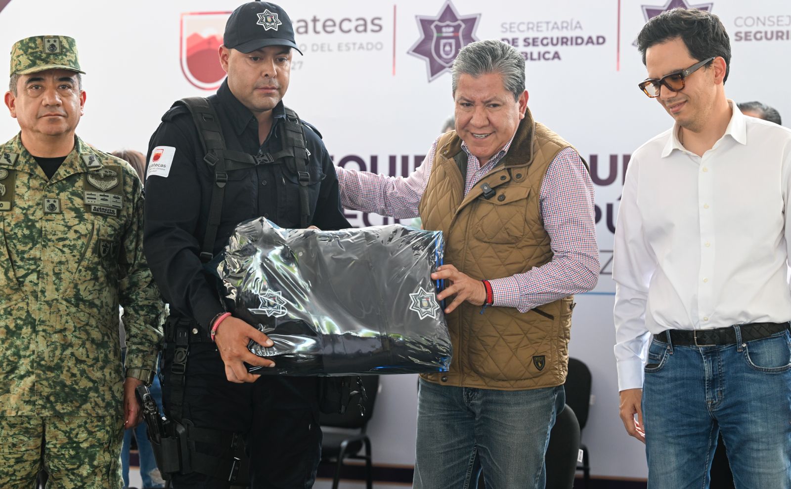 Dignifica Gobernador David Monreal con equipamiento y apoyos por más de 33 mdp a corporaciones de seguridad de región suroeste