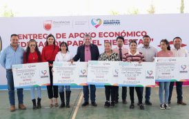 Con inversión superior a 13 mdp, entrega Gobernador David Monreal recursos para uniformes escolares en Fresnillo