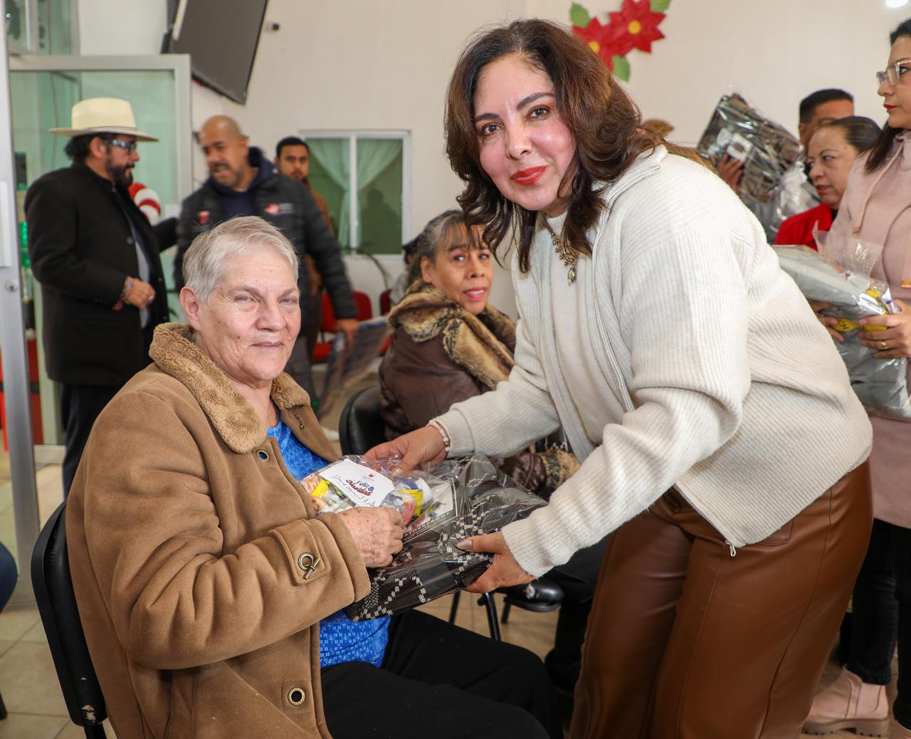 Celebra Gobierno de Zacatecas posada tradicional con usuarios de la Casa de Día “Amat-te”