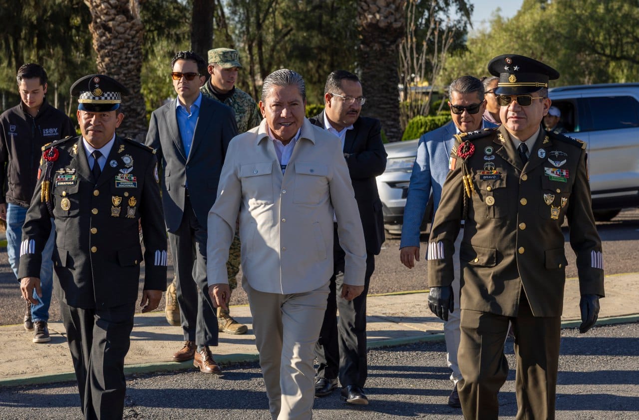 Encabeza Gobernador David Monreal ceremonia de bienvenida a personal del Servicio Militar Nacional Clase 2007